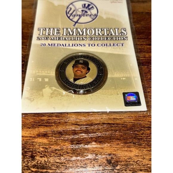 Reggie Jackson The Immortal’s 2005 Medallion Baseball Hall of Fame Yankees Coin - Picture 4 of 9